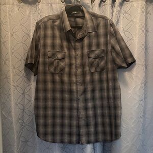 Axist Men’s Black & Gray Plaid Button-Down Shirt